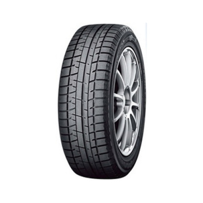 Yokohama iceGuard Studless iG50+ 215 60 R16 95Q  