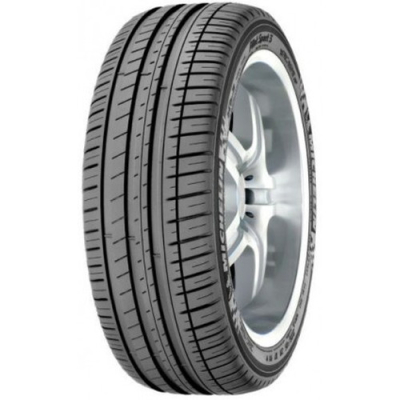 Michelin PILOT SPORT 3 235 40 R18 95Y